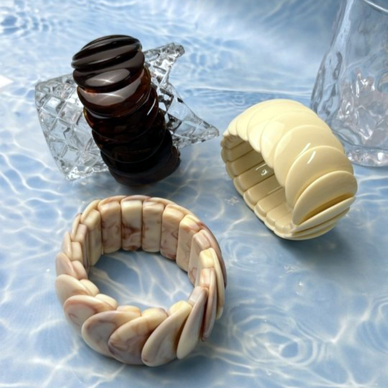 1 Parça Lüks Seri Retro Degrade Renkli Akrilik Kadın Bilezikleri 2