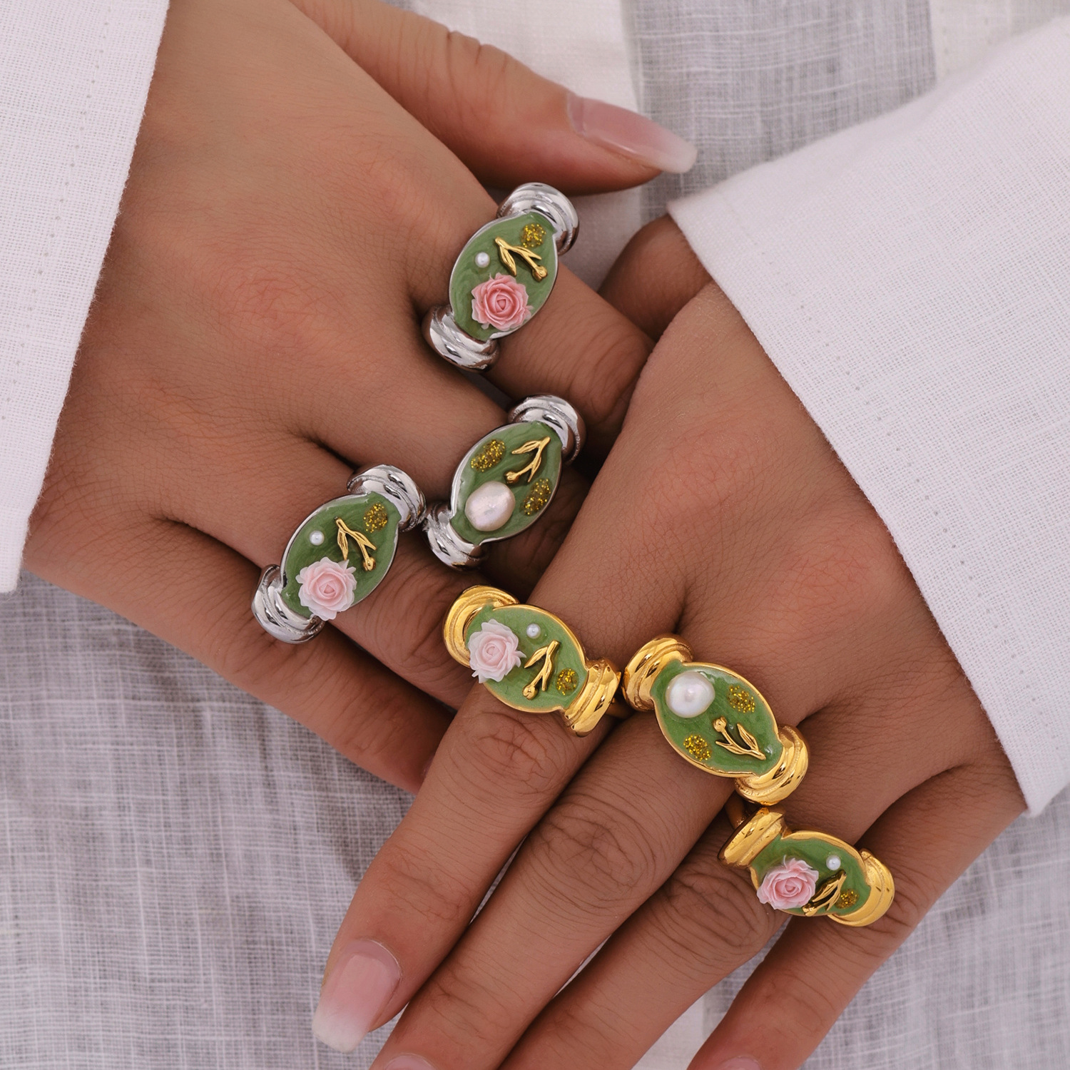 1 Piece Romantic Series Flower Stainless Steel Gold Color Statement Rings Picture2