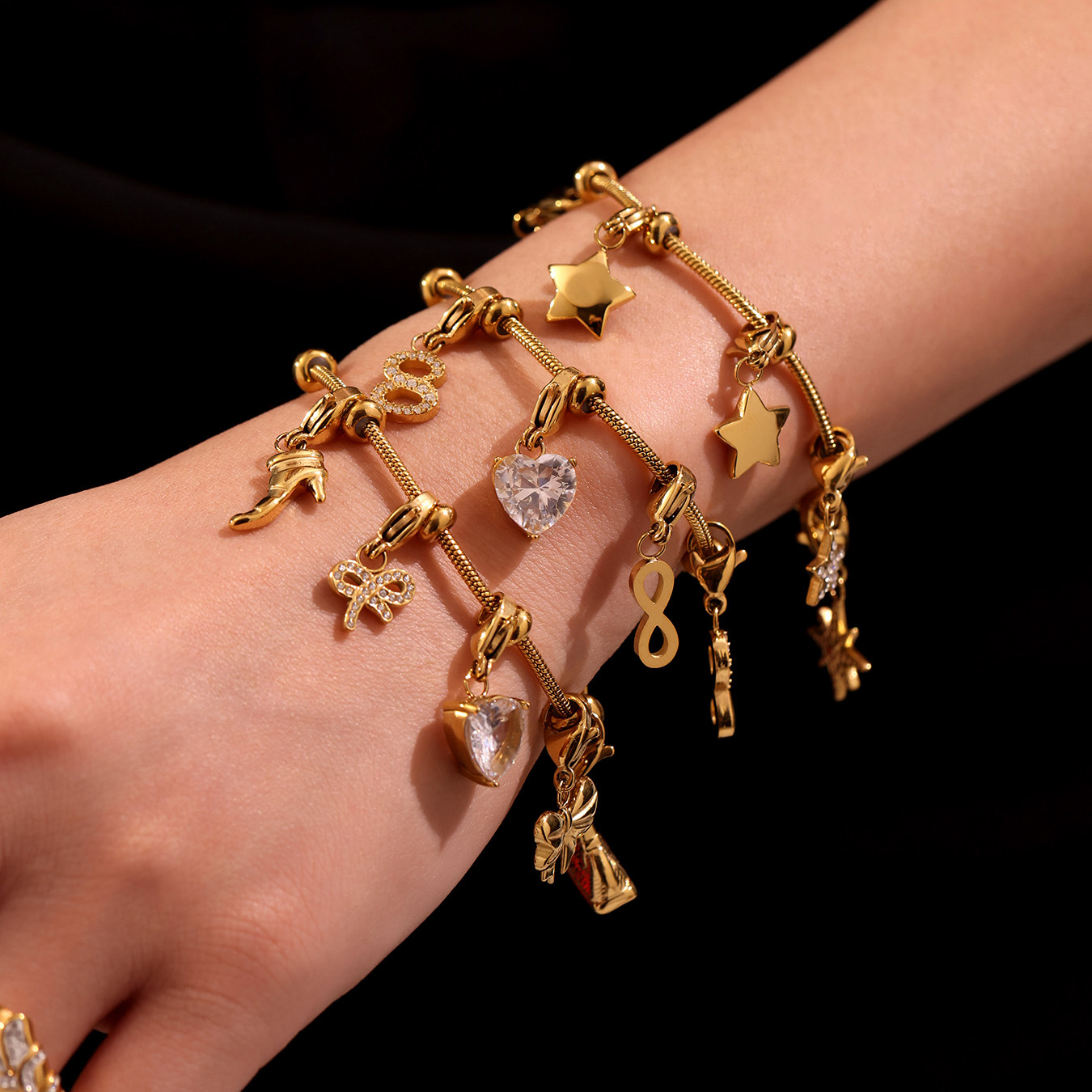 1 Piece Delicate Heart Stainless Steel Gold Color Women's Charm Bracelets Picture5