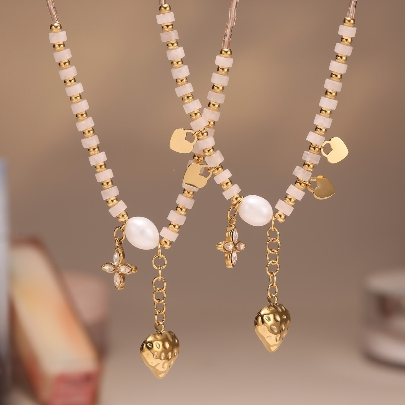 1 Piece Elegant Heart Natural Stones&Pearl Gold Color Women's Beaded Necklaces Picture6