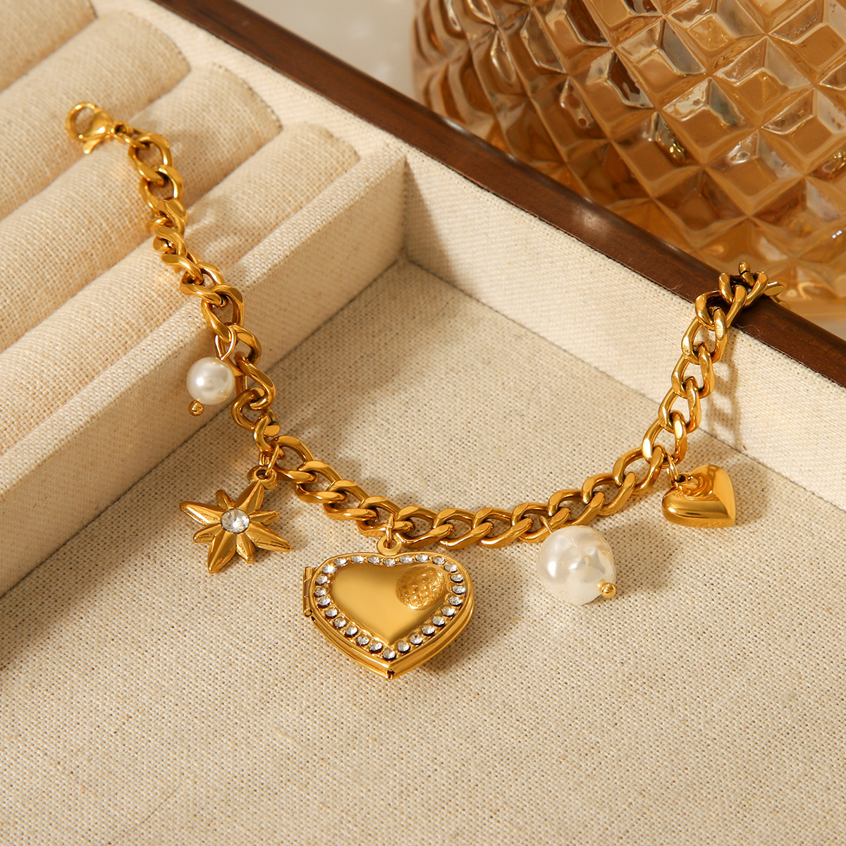 1 Piece Daily Heart Stainless Steel Gold Color Zircon Women's Charm Bracelets Picture5
