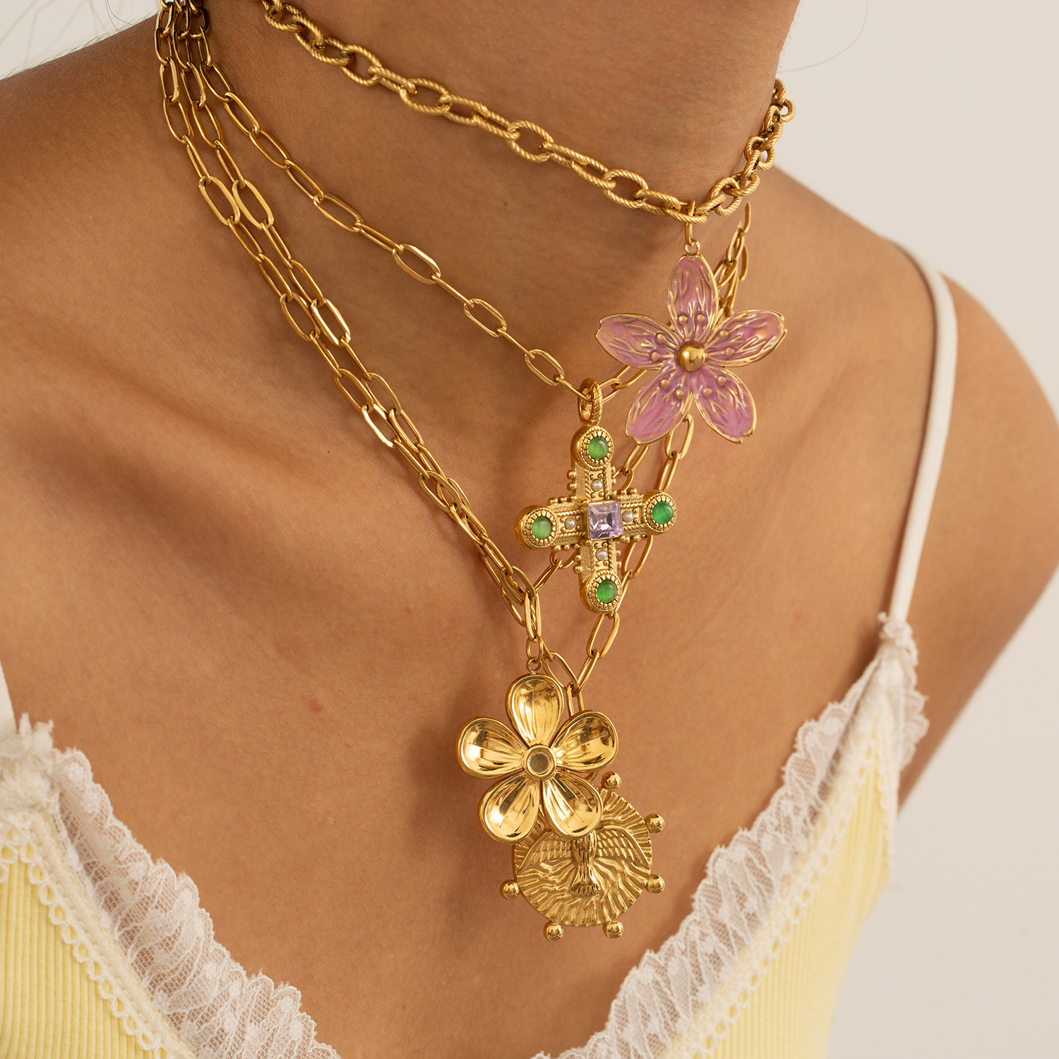 1 Stück romantische Blume Edelstahl Gold Farbe Damen Anhänger Halsketten 2